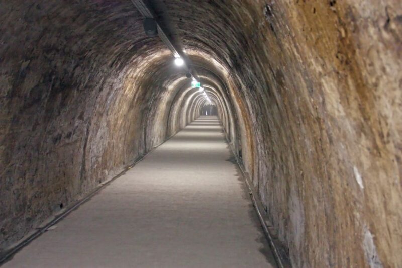 Zagreb: Communism and Croatian Homeland War Tour - Multimedia and Visual Storytelling