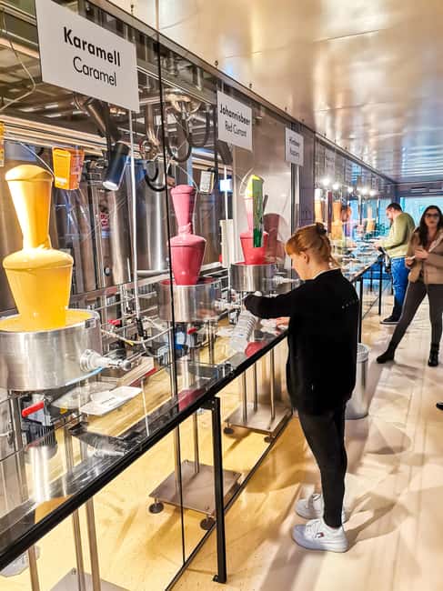 Zagreb: Graz & Zotter Chocolate Factory Private Tour - Visiting Zotter Chocolate Theatre: A Multi-Sensory Experience