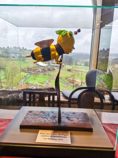 Zagreb: Graz & Zotter Chocolate Factory Private Tour - Free Time in Graz for Modern Attractions and Relaxation