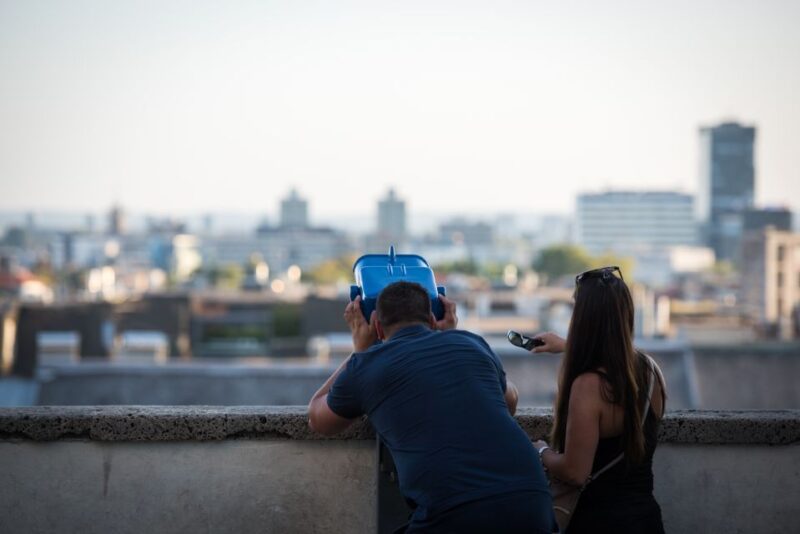 Zagreb: Guided City Tour with WWII Tunnels - The Expertise and Style of the Guides