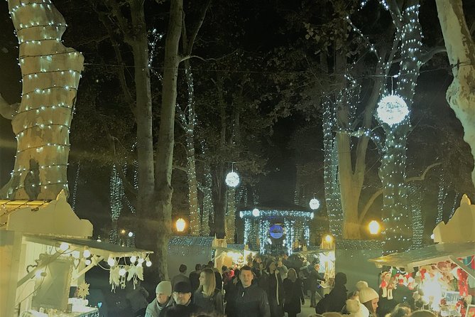 Zagreb guided walking Christmas market tour with food tasting - The Experience of a Local Guide and Small Group Atmosphere