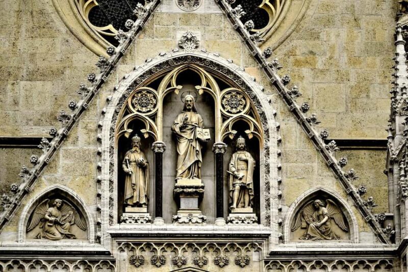 Zagreb: Private Custom Tailored Walking Tour - Exploring Lotrak Tower and Its Architectural Features