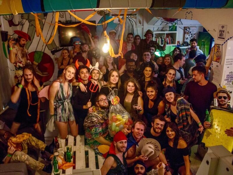 Zagreb: Pub Crawl, 1-Hour of Unlimited Drinks, & Club Entry - Flexibility and Practical Tips