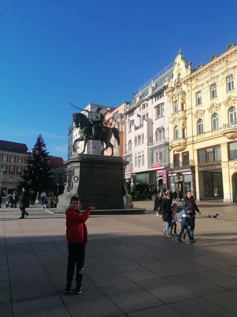 Zagreb: The Heart of Croatia - Medvedgrad - Private tour - Comfortable Transportation and Personal Guide Service