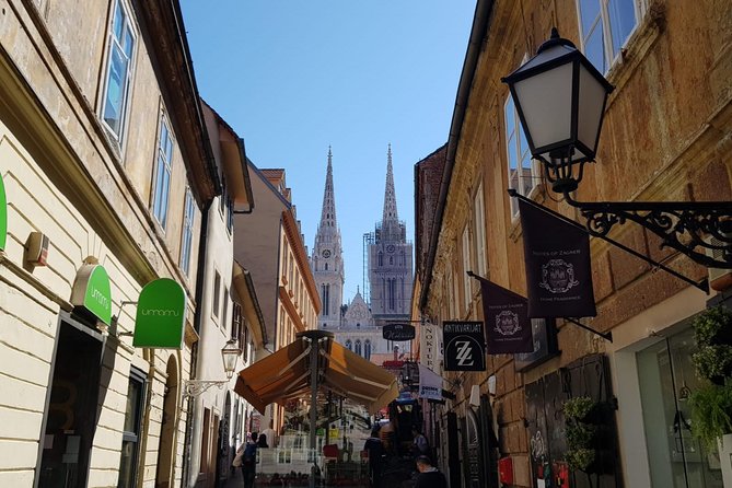 Zagreb Tour with visit to the Museum of Broken Relationships - WWII History and the Grič Tunnel