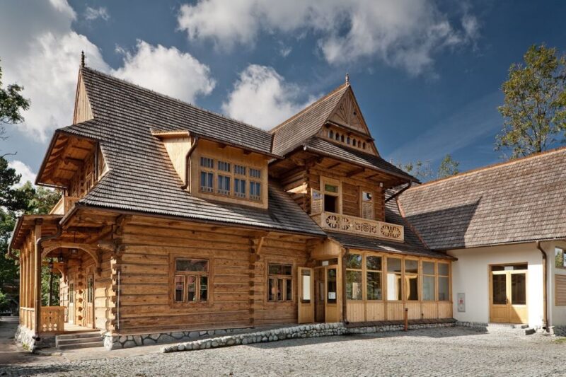 Zakopane Day Trip from Krakow with Private Transport - Visiting Zakopane’s Historic Wooden Churches