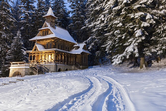 Zakopane - The Winter Wonderland - Private Tour from Krakow - Shopping and Local Cuisine at Krupowki Street