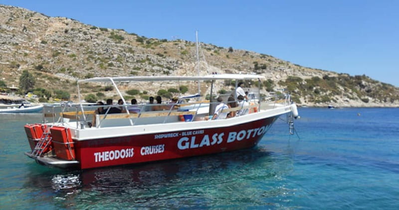 Zakynthos: Blue Caves and Navagio Bay Swim Cruise - Guides and Customer Experience