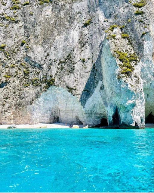 Zakynthos: Boat Rental - Key Points