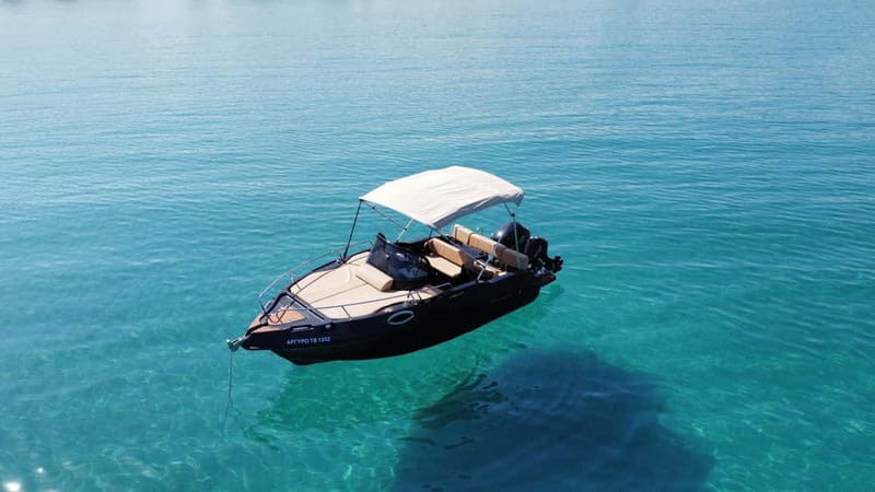 Zakynthos : Cruise Around the Island Boat tour Max 5 Pax - Swimming, Snorkeling, and Relaxing in Secluded Spots