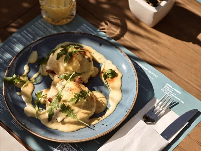 Zakynthos: Infinity Beach Club Day Pass with Food & Drinks - The Atmosphere and Setting of Infinity Beach Club