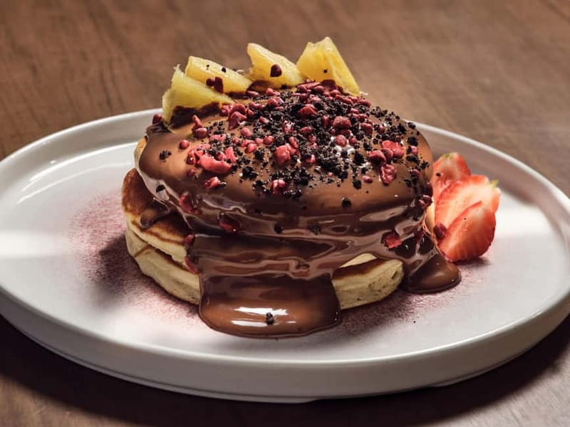 Zakynthos: Infinity Beach Club Day Pass with Food & Drinks - Practical Information: Arriving and Booking Your Spot