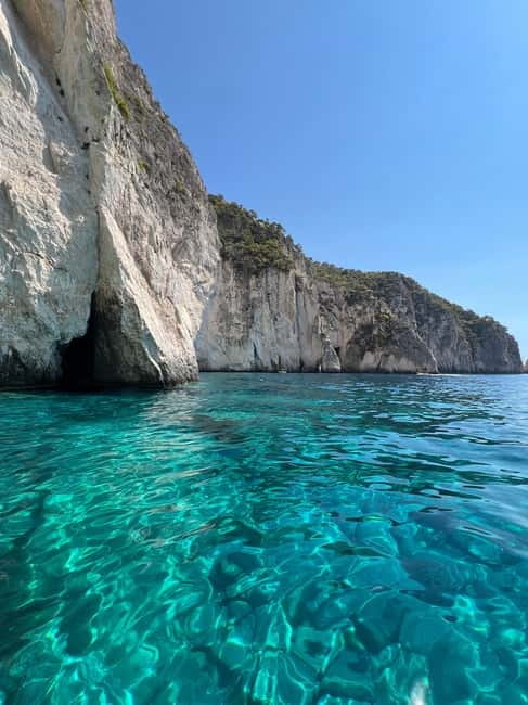 Zakynthos: Private Boat Tour with Captain - The Iconic Mizithres Cliffs for Breathtaking Views