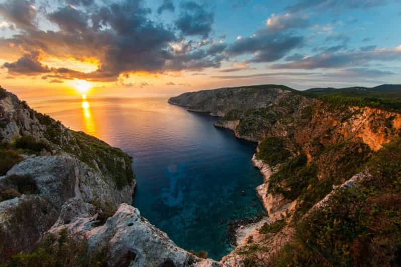 Zakynthos Sunset Tour to Kampi with Greek Night! - Is the Zakynthos Sunset Tour with Greek Night Right for You?