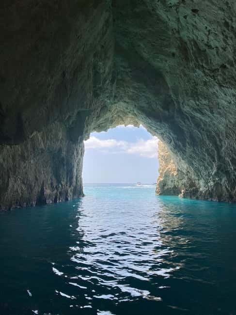 Zakynthos: Turtle Spotting and Keri Caves Boat Tour - Key Points