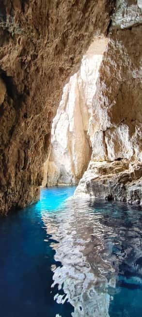 Zakynthos: Turtle Spotting and Keri Caves Boat Tour - Physical Requirements and Accessibility