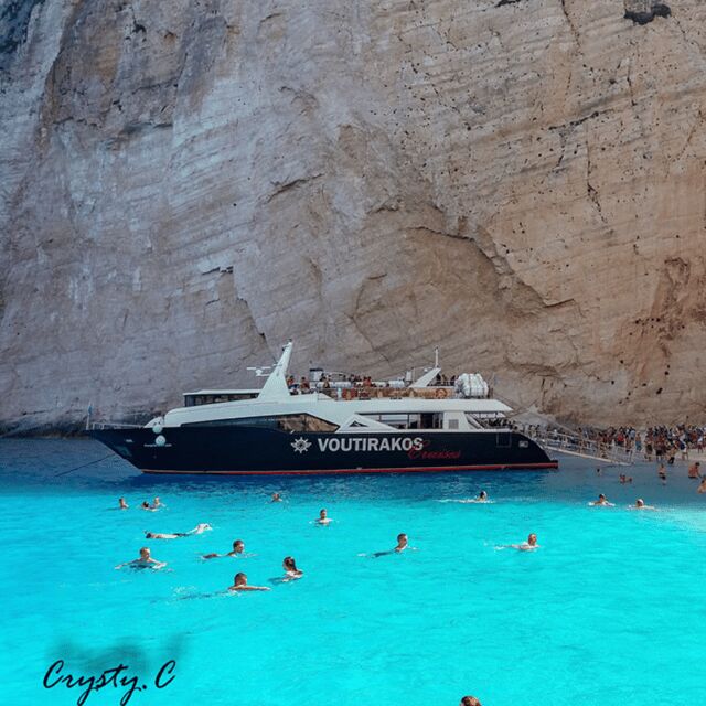 Zakynthos: VIP Cruise around the island by the Royal Yachts - Elegant High-Speed Yachts for a Comfortable Ride