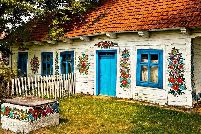 Zalipie- painted village, private tour from Krakow - How This Tour Compares to Similar Experiences