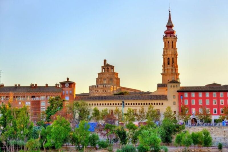 Zaragoza: Private custom tour with a local guide - Explore Zaragoza with a Private, Customizable Guided Walking Tour