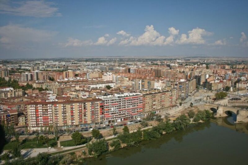 Zaragoza: Private custom tour with a local guide - Exploring Zaragoza’s Main Tourist Sights with a Local Guide