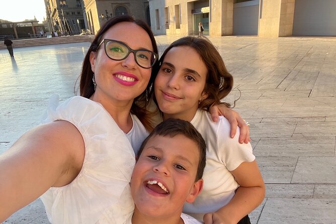 Zaragoza Scavenger Hunt and Sights Self-Guided Tour - Creative Photo Tasks and Points System