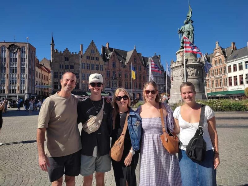 Zeebrugge: Private Bruges Tour with Tastings & VIP Support - Chocolate Tasting at a Top Local Chocolatier