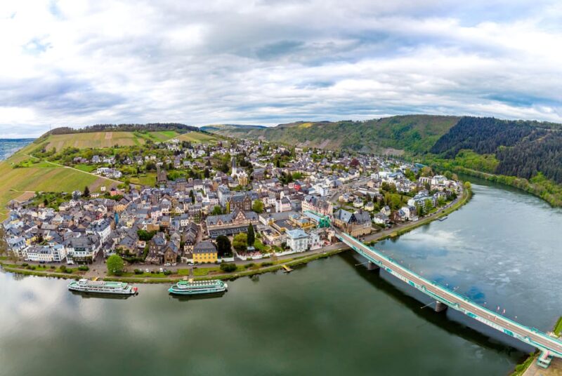 Zell: Bike and boat tour with wine tasting and picnic - Starting Point at Zell Mosel Wanderland