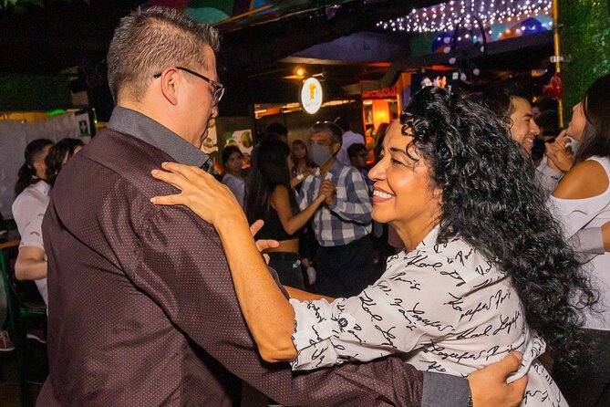 Zero to salsa for beginners - Who Should Book This Salsa Class?