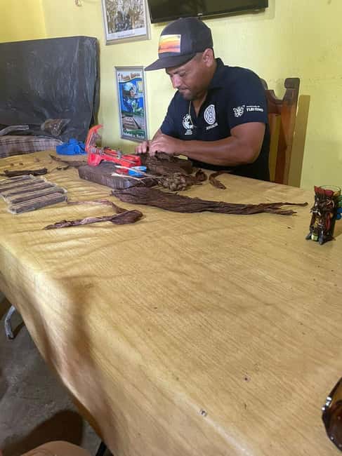 Zihuatanejo: Xihuacan Archaeological Tour with Museum Visit - Comfortable Transportation and Group Size