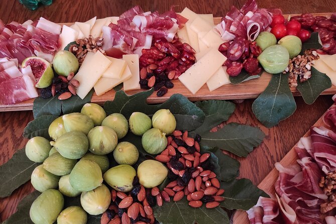 Zinfandel Wine Tasting & Storytelling with Dalmatian Food - Key Points