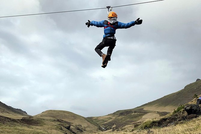 Zipline and Hiking Adventure Tour in Vík - Group Size and Atmosphere