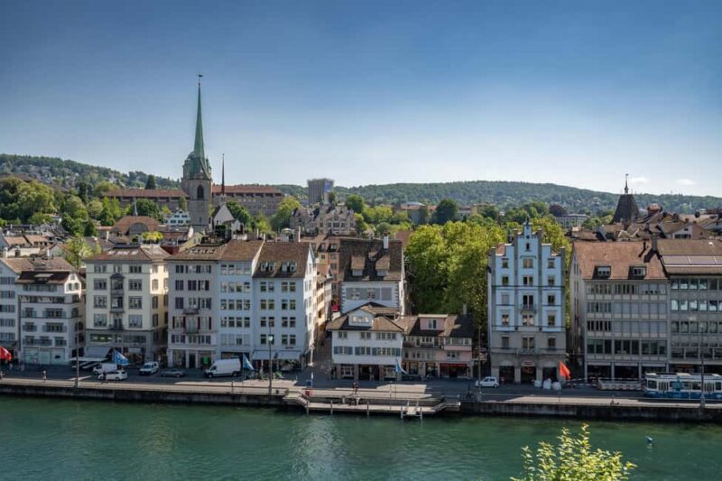 Zurich: 360° City Walk Tour Including Hidden Spots - Exploring Zurich’s Medieval Streets and Lakeside Charm