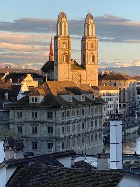 Zurich! Best Panoramic views and Oldtown full! - Exploring Bahnhofstrasse and Agustinstrasse for Panorama and Local Flavor