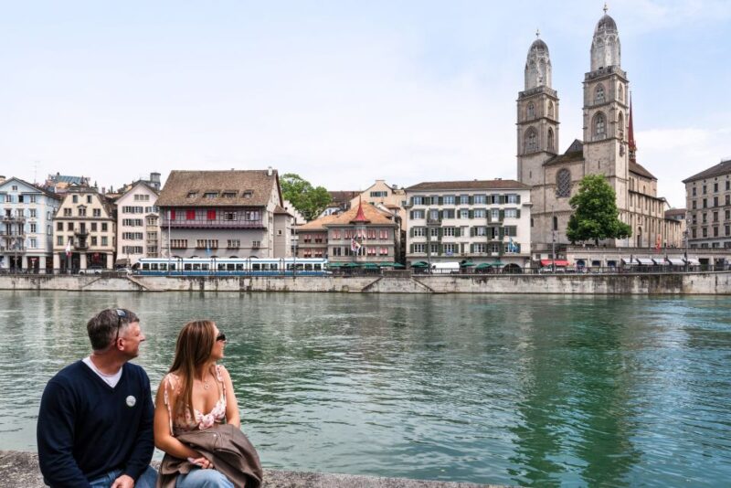 Zürich: City Highlights Tour by Coach, Cable Car, and Ferry - Scenic Drive Along the "Gold Coast" and Stop at Meilen