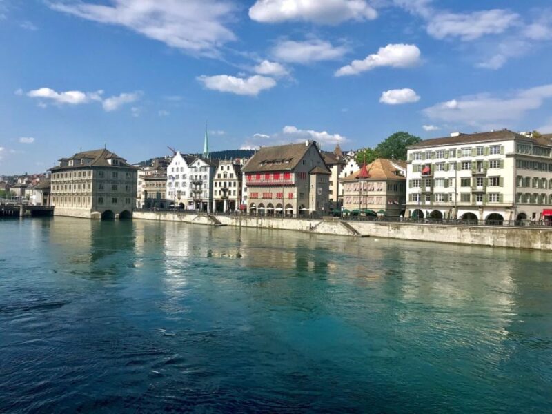 Zurich: City Tour with Lake Cruise + Optional FIFA Museum - Walk Through the Old Town’s Medieval Alleys