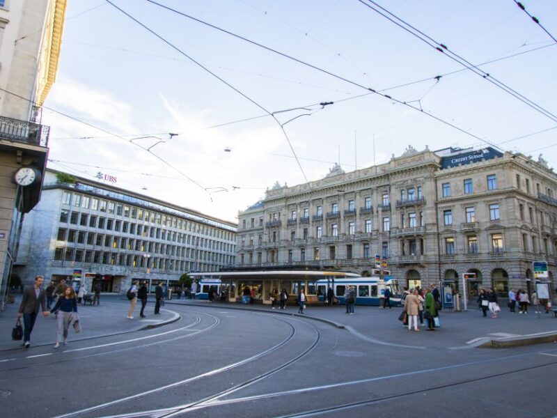 Zurich: Exclusive Swiss Banking Tour with a Local - Discover Zurich’s Banking Secrets in a 1.5-Hour Private Walk