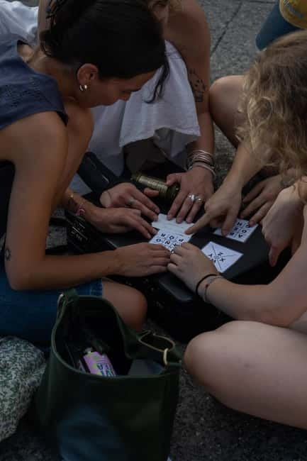 Zürich: guided Escape Game - Boatride, Snacks and Drinks - Snacks, Drinks, and a Relaxed Atmosphere