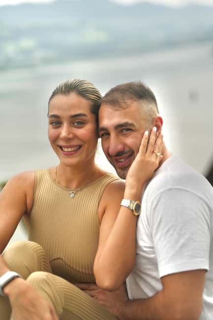 Zurich: Half-Day Private Tour to Rapperswil with Local Guide - Practical Logistics and Group Experience