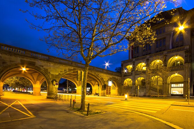 Zurich Highlights Self guided scavenger hunt and city tour - Comparison with Other Zurich Experiences