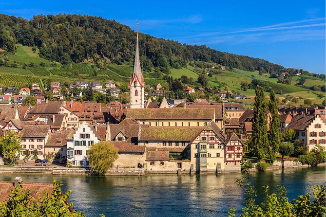 Zürich: Private Car Tour to Rhine Falls, Titisee and Black Forest - Witness the Power of Rhine Falls from Laufen Castle