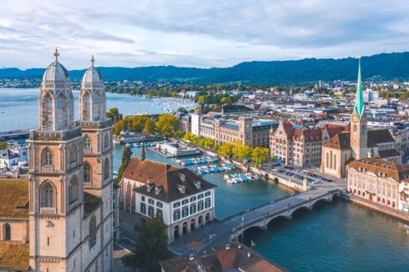 Zurich: Private custom tour with a local guide - Explore Zurich with a Private Custom Tour and a Local Guide