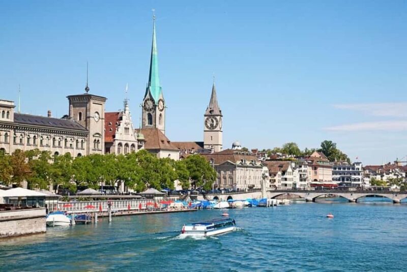Zurich : Private Custom Walking Tour With a Local Guide - Customization and Pre-Trip Contact with Your Guide