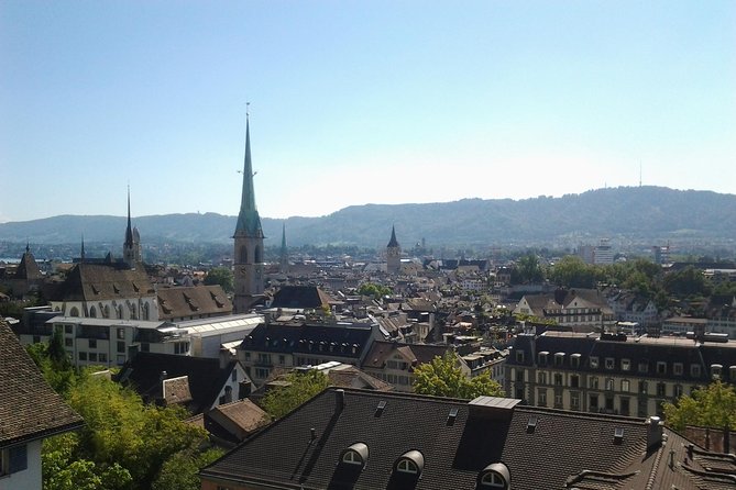 Zürich Private Walking Half-Day Trip with optional Lake Cruise - Grossmünster: Zurich’s Protestant Landmark