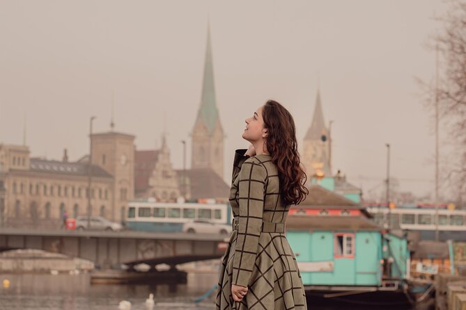 Zurich: Professional Photoshoot at the Best Spots - Starting Point at Zurich Opera House