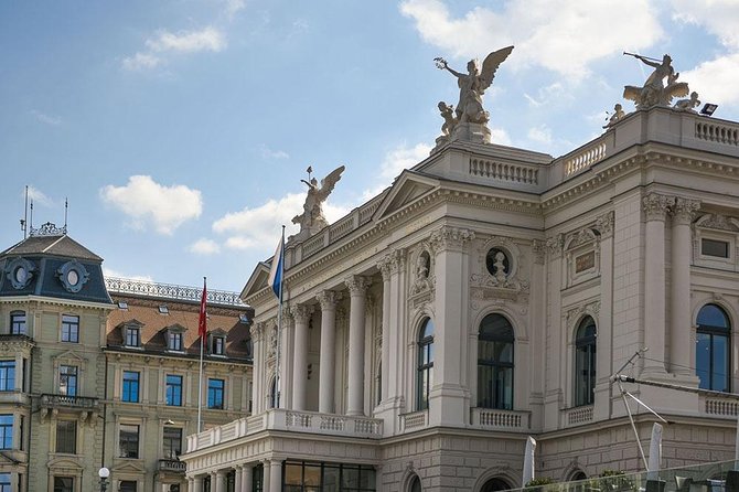 Zurich Sightseeing Private Walking Tour - Exploring Zurich’s Architectural Landmarks: Grossmünster and Fraumünster