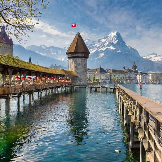 Zurich: Titlis Engelberg and Luzern Full-Day Private Tour - Discovering Lucerne’s Historic Old Town and Iconic Landmarks