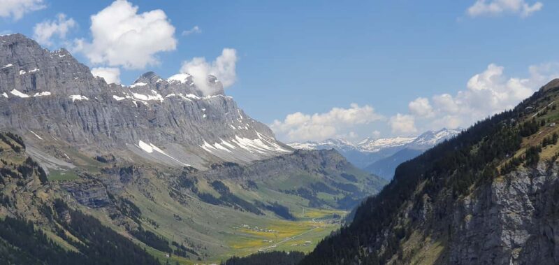Zurich: Tour the Klausenpass with a Ford Mustang Convertible - Discover Lake Lucerne and Its Picturesque Shores
