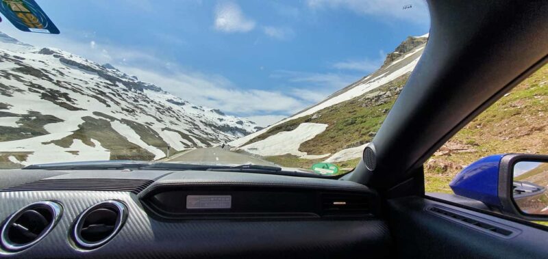 Zurich: Tour the Klausenpass with a Ford Mustang Convertible - Exploring Lake Lucerne at Your Leisure